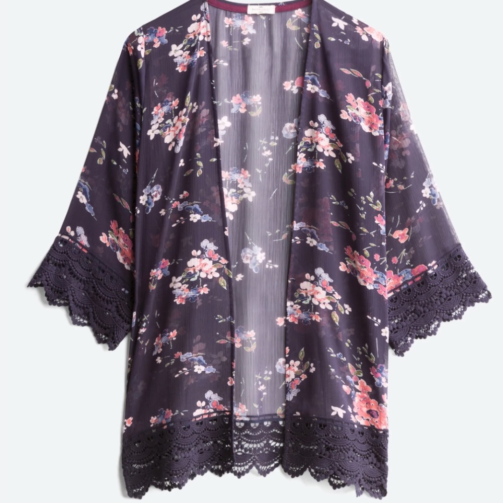 Laria Crochet Trim Open Front Woven